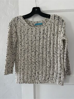 Alice and Olivia Cream Open-Knit Scoop Neck Sweater with Black Speckle